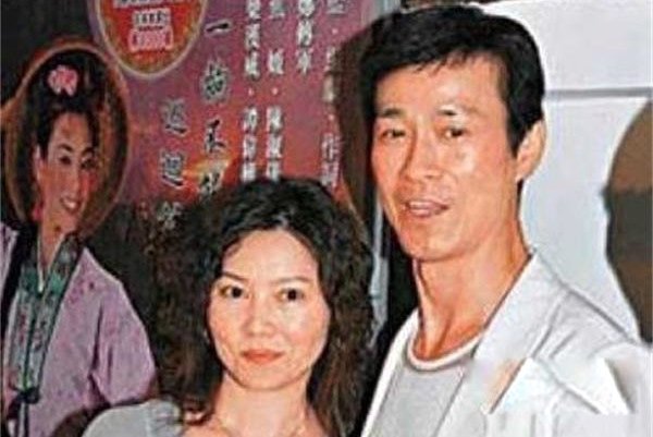 �پ�����֣����˭׷˭ ֣����͹پ������氮��