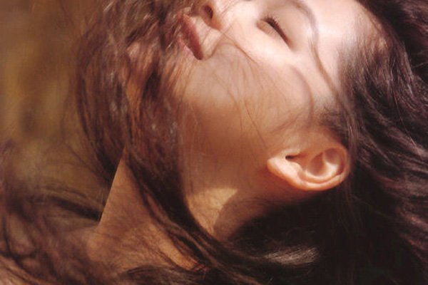 什么是获得性皮肤松弛症? 胡娟只有28岁