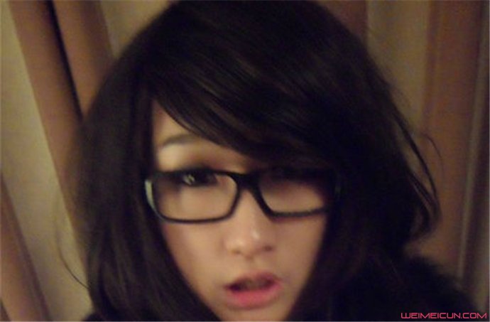 iPhoneŮ�¼�ʼĩ Ů���ǳ����ݿռ���Ƭ