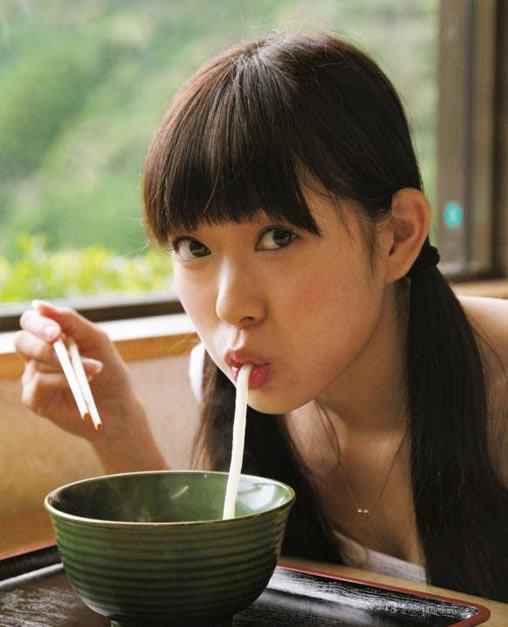 AKB48最性感胴体美女排行 曾获亚洲最受欢迎组合