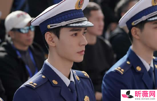 ��ϲ��֮��Ů���Ƕ��������� ������Ϊʲô����