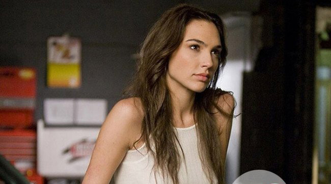 盖尔·加朵激凸点照片 俘获很多网友纷纷关注