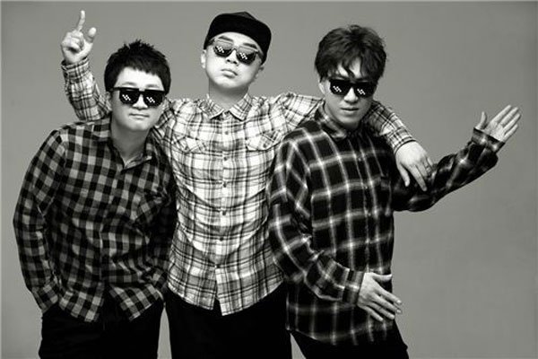 �Ž��ӱ������� ����һ��Ů���й�