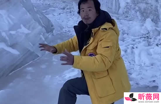 ��С쳸��������Ϲ���˭ ��С�����ô������