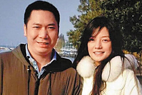 赵薇老公是谁的司机 赵薇老公是干什么的