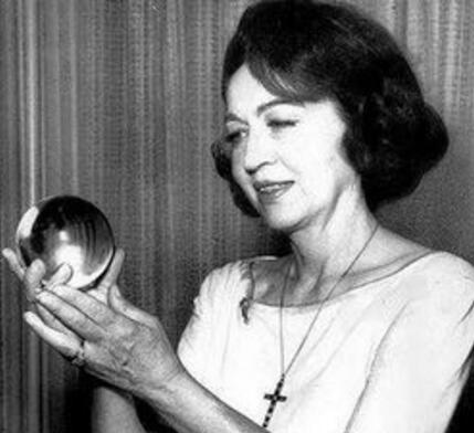 美国著名女预言家是真是假 美国预言家珍妮是骗局吗