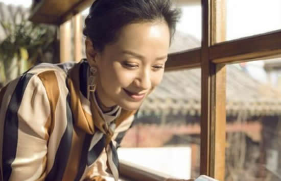 ����ũ��ӦԮɫ�ͷ�˿�� NPC���ų�Ա��˿ӦԮ��