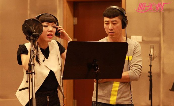 �׳�����Ī������� ��һ��ͬ�����