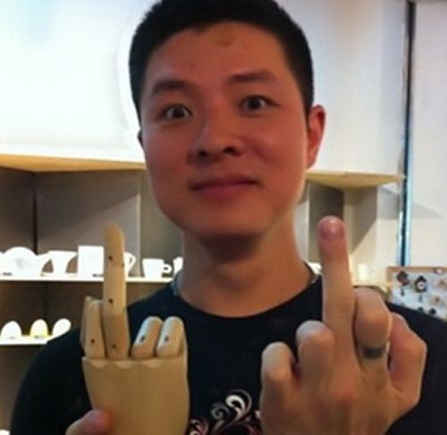 ���ǰ�����м��� ���johnny liu����ԭ��