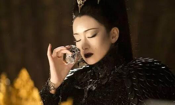 巩俐为什么不能生育 巩俐不生孩子的秘密