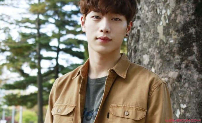 �쿵��roommate�¼� �쿵��Ϊʲô������