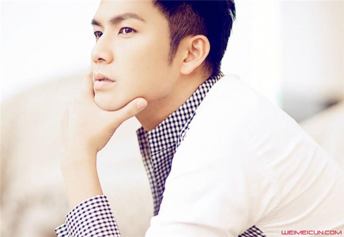 �Ӻ������Ž�ʲô���� �Ѿ�����һ��Ů��