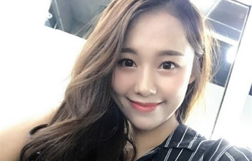 �־��ĸ��������������� �־���Ϊʲô��С��Ů