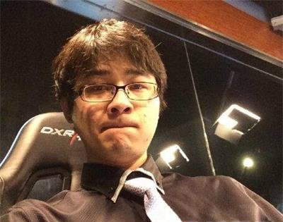 ��ΰ������������ �����ϵ���Ƭ��