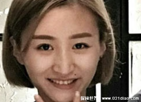 �μ������źͱ�������Ƭ 2������ͬѧ��������