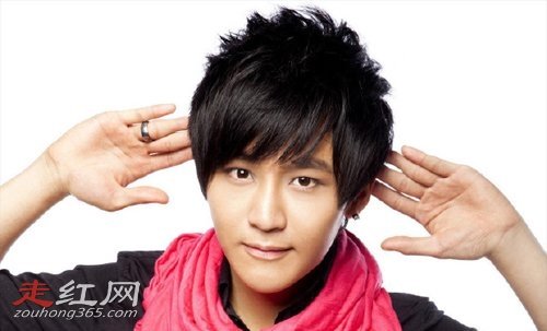 夏航燕微博骂李炜事件 李炜和苏醒的后台打架