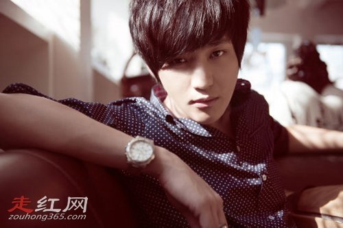 夏航燕微博骂李炜事件 李炜和苏醒的后台打架