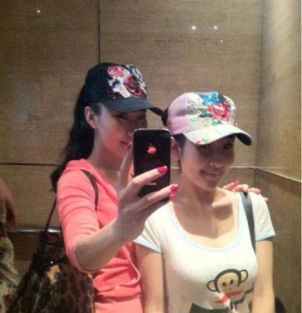 谢贤年轻时照片太帅 谢贤年轻女友照片大全