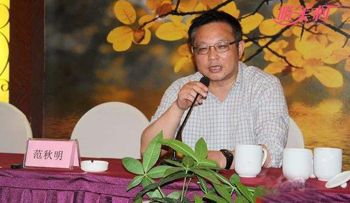 ����У����������ô���� ��Ů��ʦ��������ϵ���ٱ�