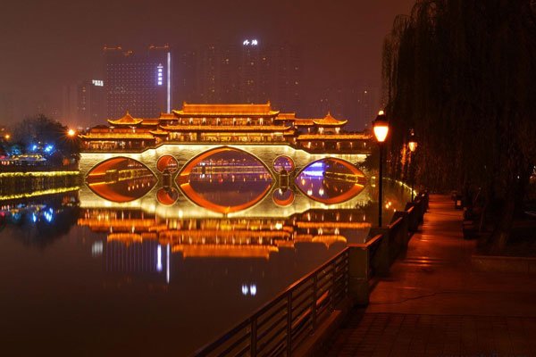 �ɶ������ž���Ů�¼� ����Ů������ʼĩ