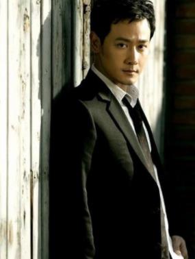 龙韬娱乐是黄子韬的吗 黄子韬家里十分的有钱