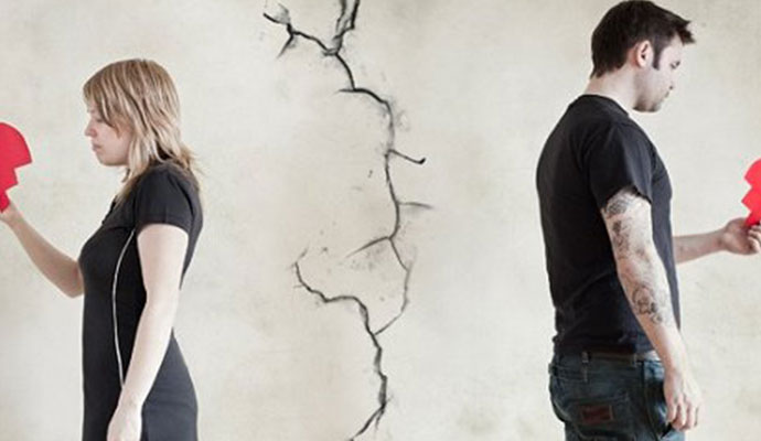 ���ֺ�����̵ı���ǰŮ�� Ϊ�β��ܺþۺ�ɢ��