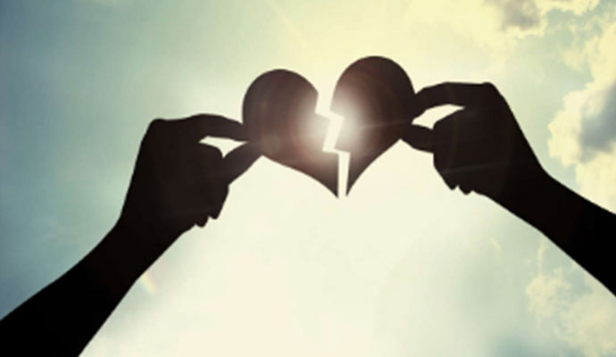 ���ֺ�����̵ı���ǰŮ�� Ϊ�β��ܺþۺ�ɢ��