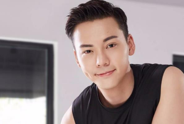 ��ΰ�������� ��ΰ������Ӱ�Ӿ�