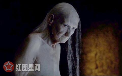 权力的游戏红袍女巫生的是什么