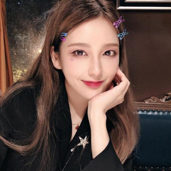 Ӣ�����˷���rita���� С��ɣ���߲���һ������