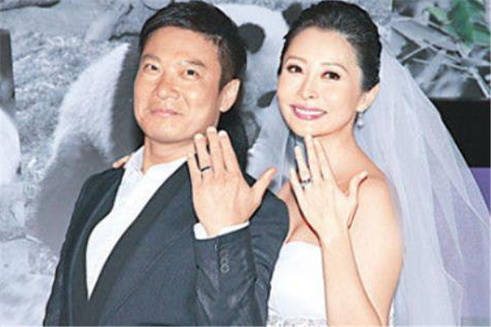 Ǯ��������ӯӯ��ô��һ��� Ǯ����������ӯӯ����