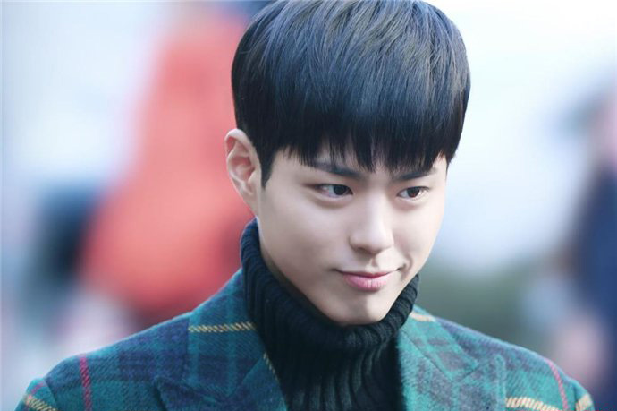 �ӱ����������� �ӱ���irene��һ����