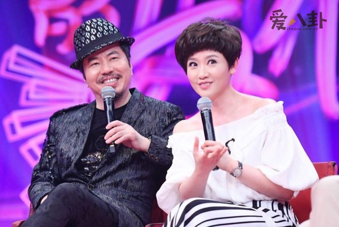 黄国伦的第一任妻子是谁?黄国伦寇乃馨结婚