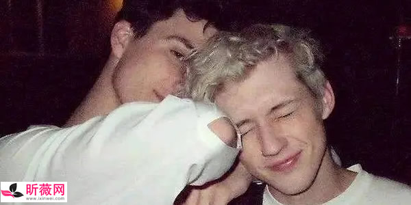 ��ү��˭Ϊʲô�д�ү ��үȫ����ʲô