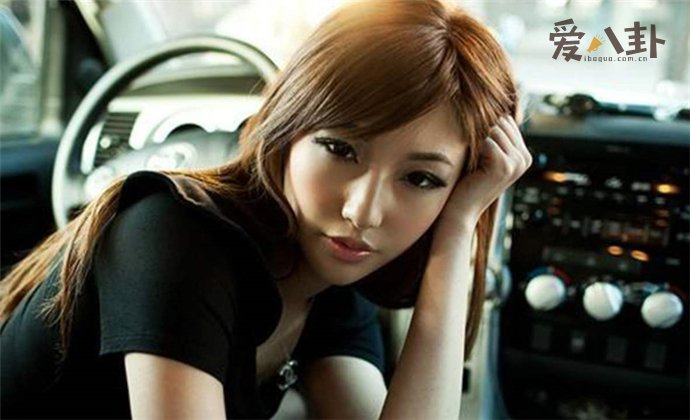 刘谦老婆王希怡干什么的 当之无愧的富三代