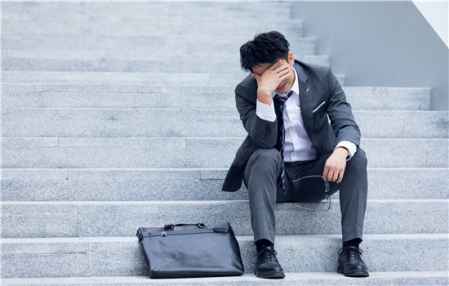 �����ķ���Ҫ�������� ��������������ʵ��Ϣ