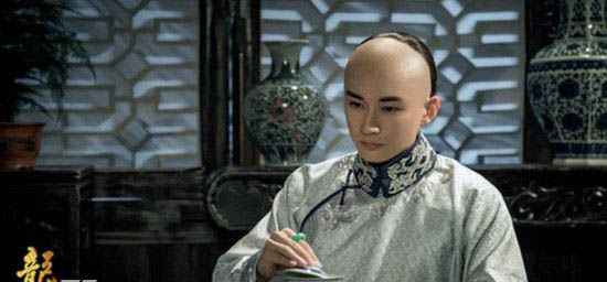 �����𼸸���Ů ������Ķ�����Ӧ���Ǻ�����