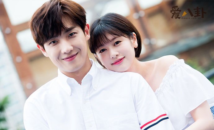 李准郑素敏分手了吗 因为工作两人逐渐疏远