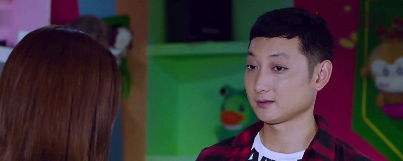 �ڳɷɰ�������˭ ����������Ԫ