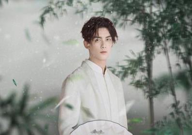 ������Ů�������� ���ں����������Ů��Ա