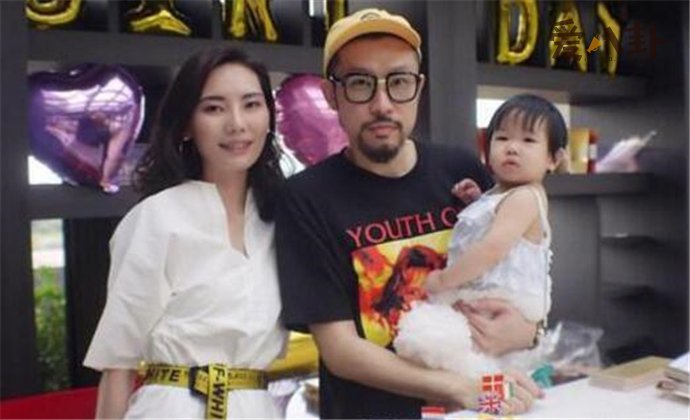 热狗和女友郑年均为什么不结婚 曝将迎来第三个孩子