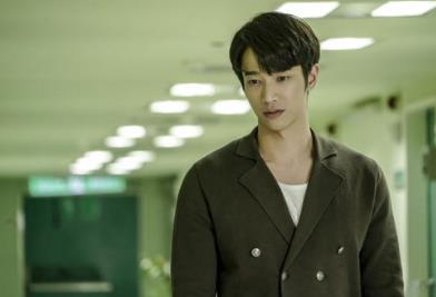 �Ϻ��õĸ������ϼ�� �Ϻ��õ�������˭