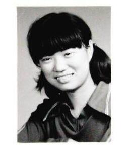 邓文迪现状如何 邓文迪十八岁时的照片曝光