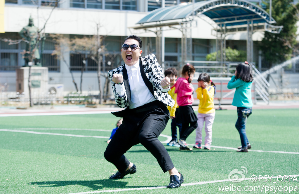 �����෢����ʲôͻȻ������ ����������ô����