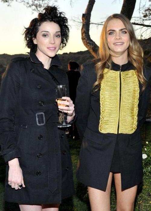 ������������Ϊʲô�п��� ����������������Ů����˭