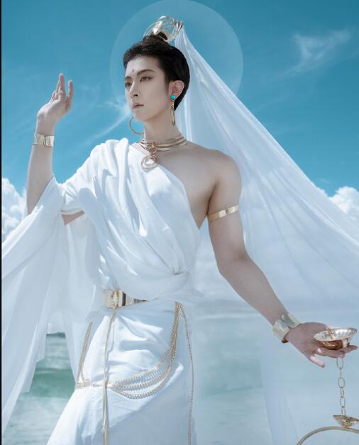 白玉堂cos小梦是谁 李孟羲个人资料简介