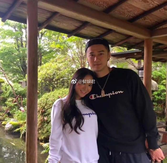 ������Ϊʲô��ô��?������ǰŮ���������ƻ�������Ƭ