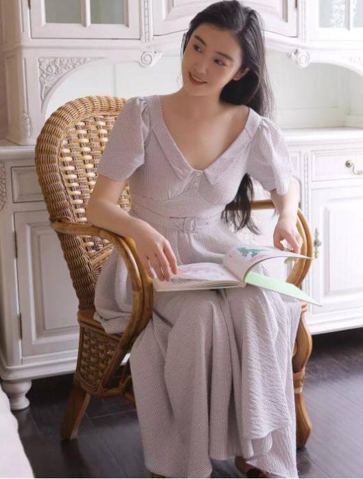 ����Է����������� ����Է�ֲ�������Ƭ