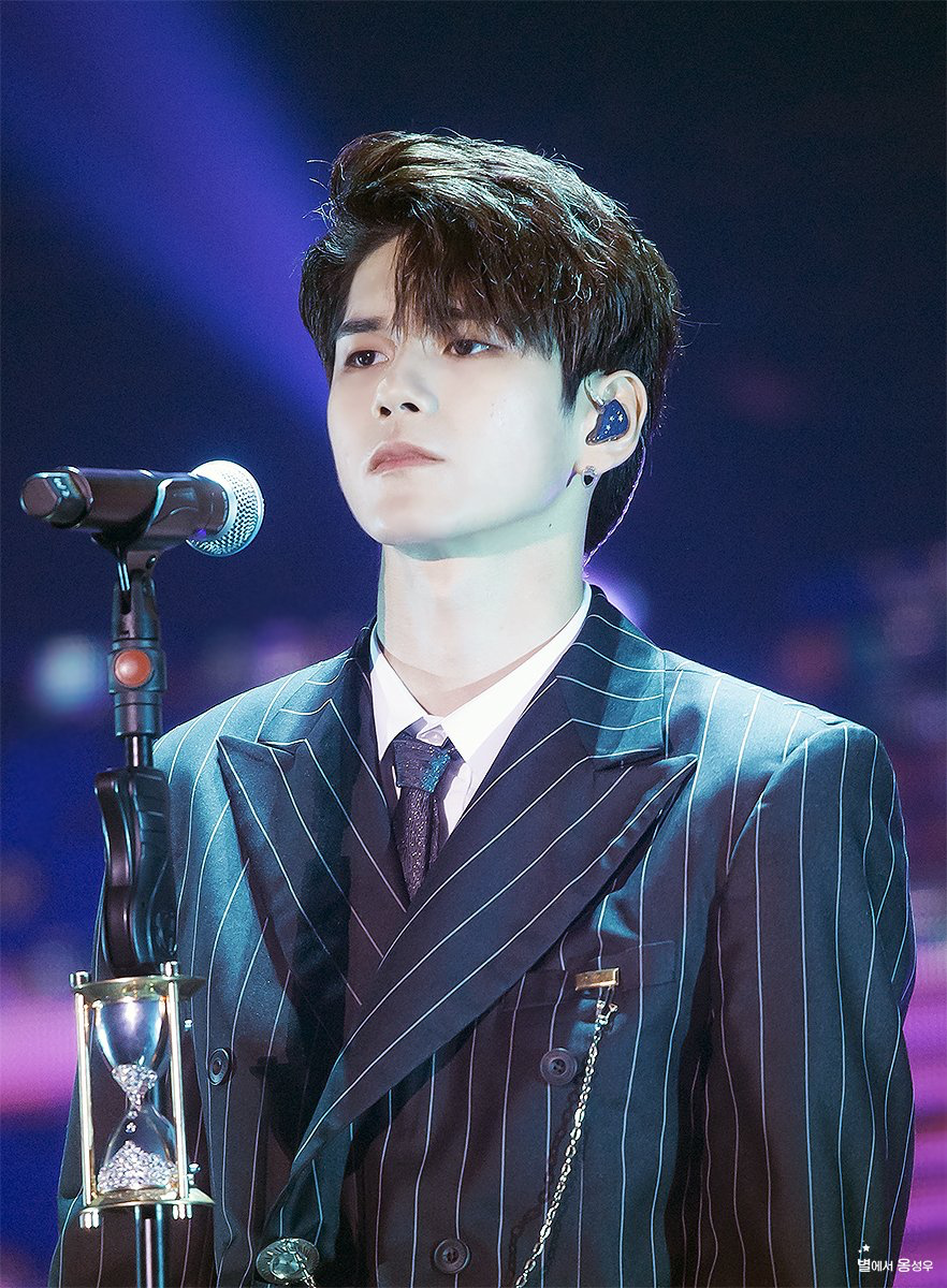 Ϊʲô��ʥ�v�з���?��ʥ�v����Ů������˭