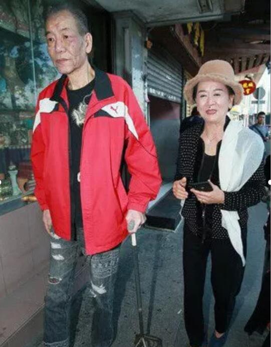 ��Ա���׻���״���˸ΰ�ûǮ�� ���׻�������Ǻڰ��Ա